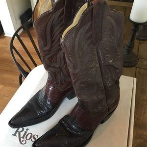 Brown lizard cowboy boots Rios of Mercedes